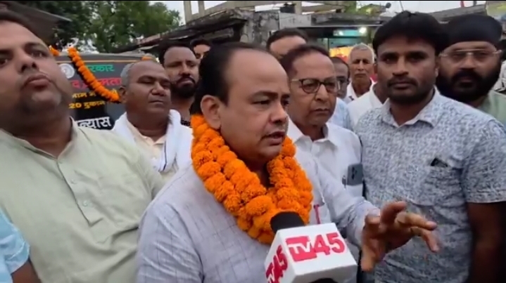 Minister Irfan Ansari