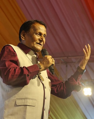 Padma Shri poet Surendra Dubey