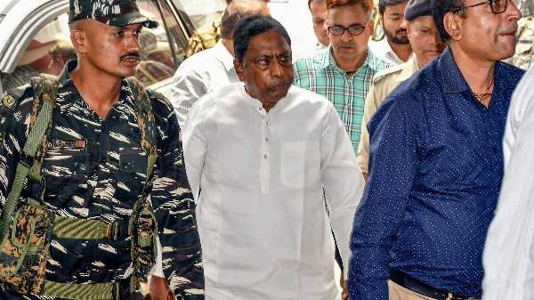 r Alamgir Alam in tender scam case