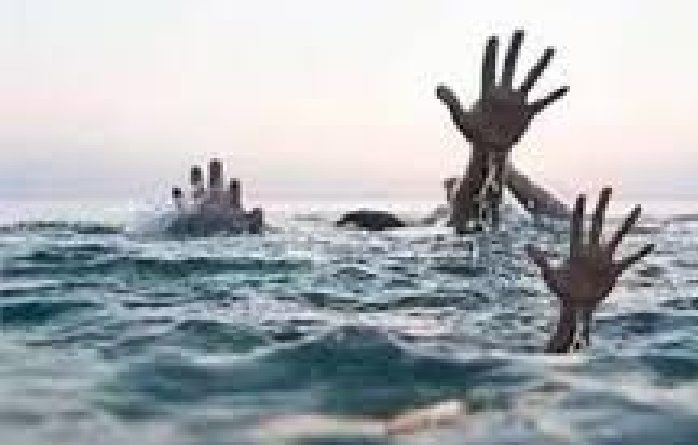 seraikela-kharsawan-four-youths-drown-in-flooded-nala