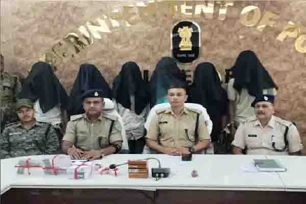 Six criminals of notorious Rahul Singh gang arrested