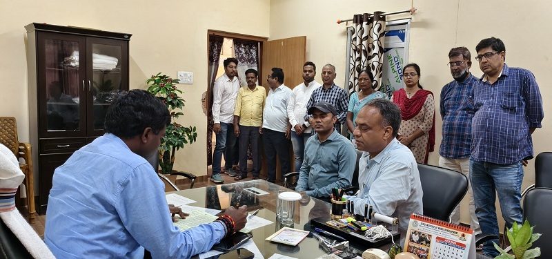 ranchi-dc-manjunath-inspection-ratu-block-warns-officers