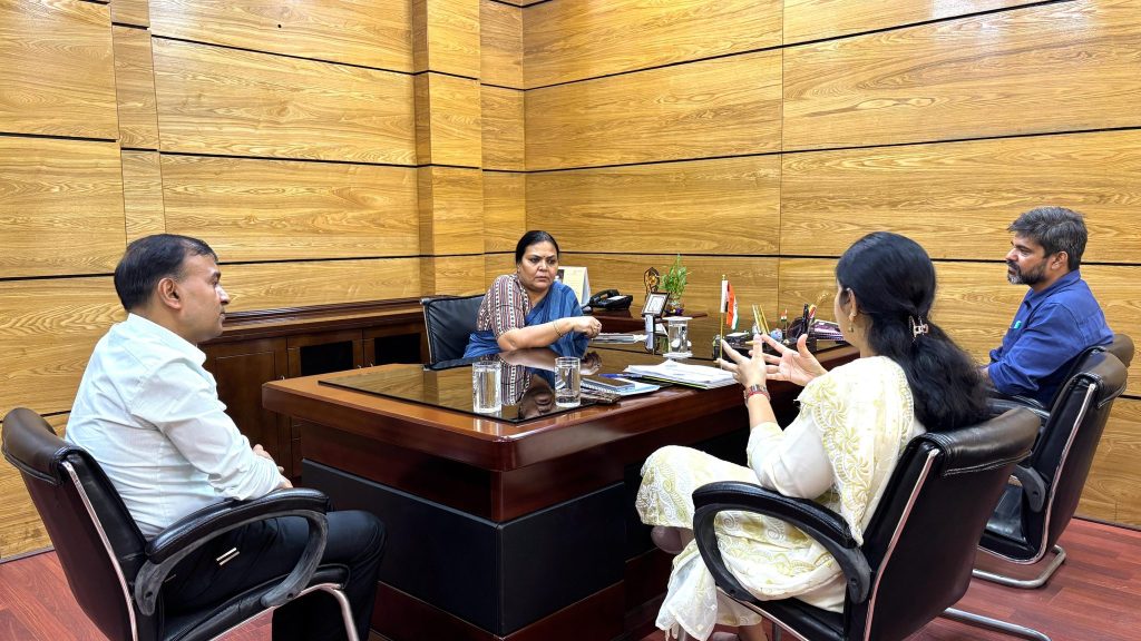 deepika-pandey-panchayat-development-review-jharkhand-2025