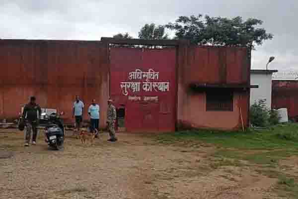 Simdega News: 6 children absconded from child protection home, were involved in serious cases like murder